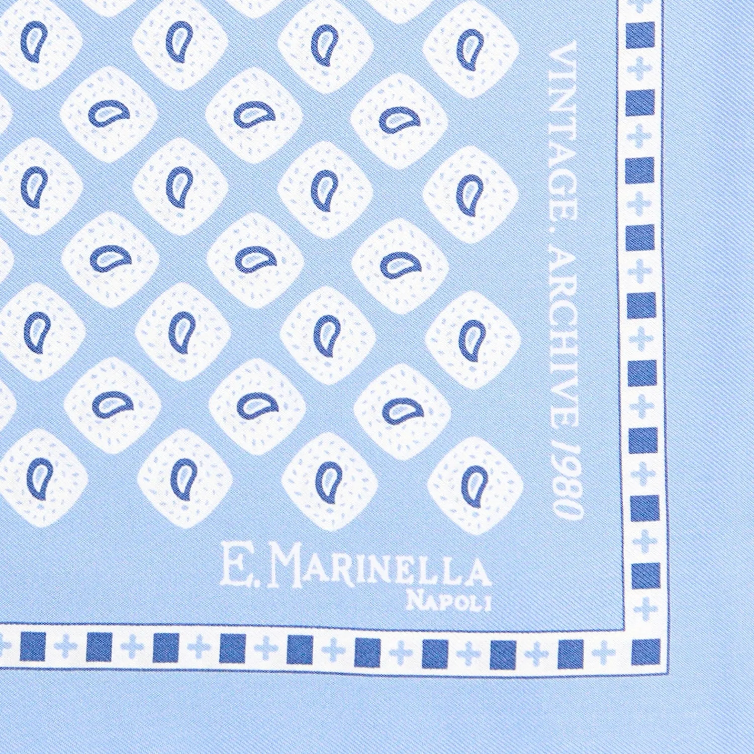 E.Marinella Pochette Da Taschino|POCHETTE DA TASCHINO IN SETA STAMPATA A MANO AZZURRA Fantasia archivio 1980