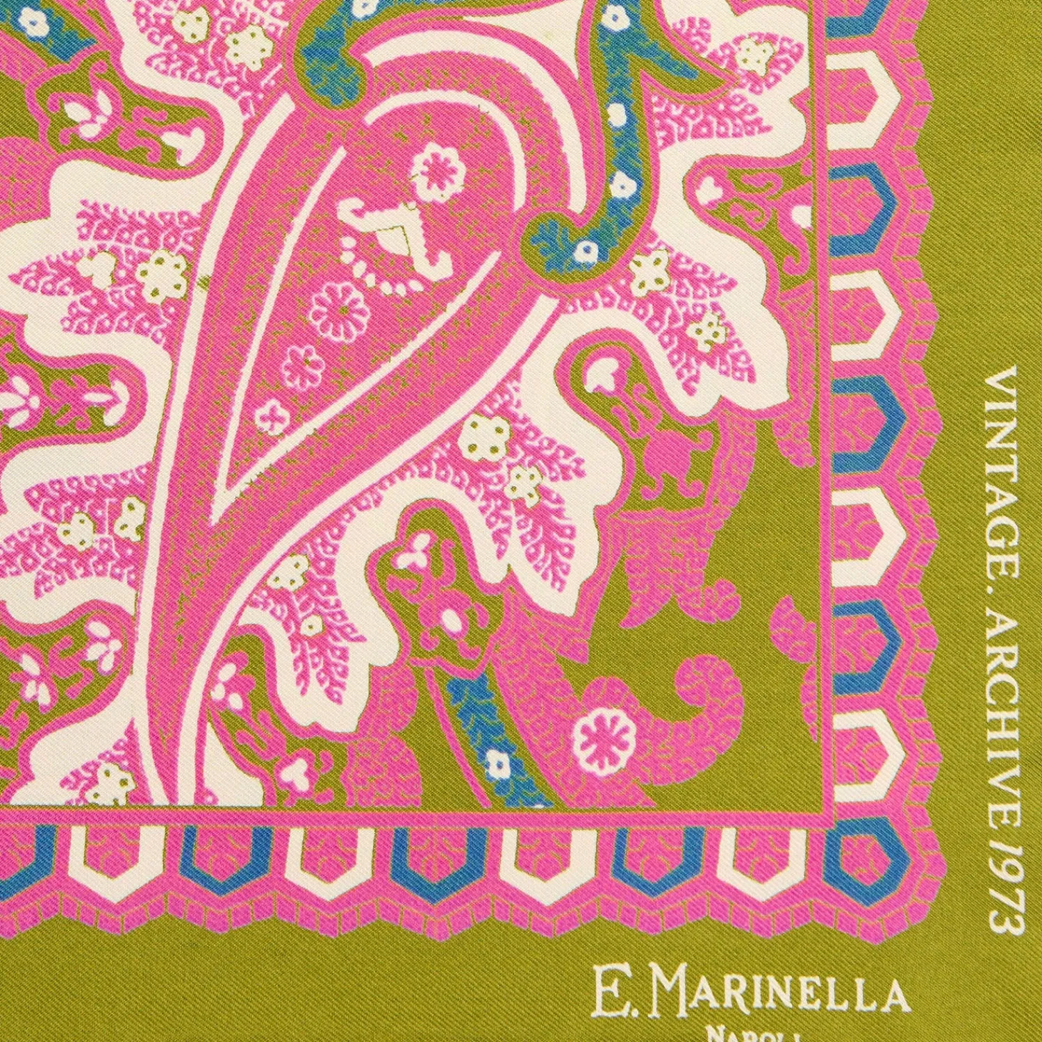E.Marinella Pochette Da Taschino|POCHETTE DA TASCHINO IN SETA STAMPATA A MANO VERDE OLIVA Fantasia archivio 1973