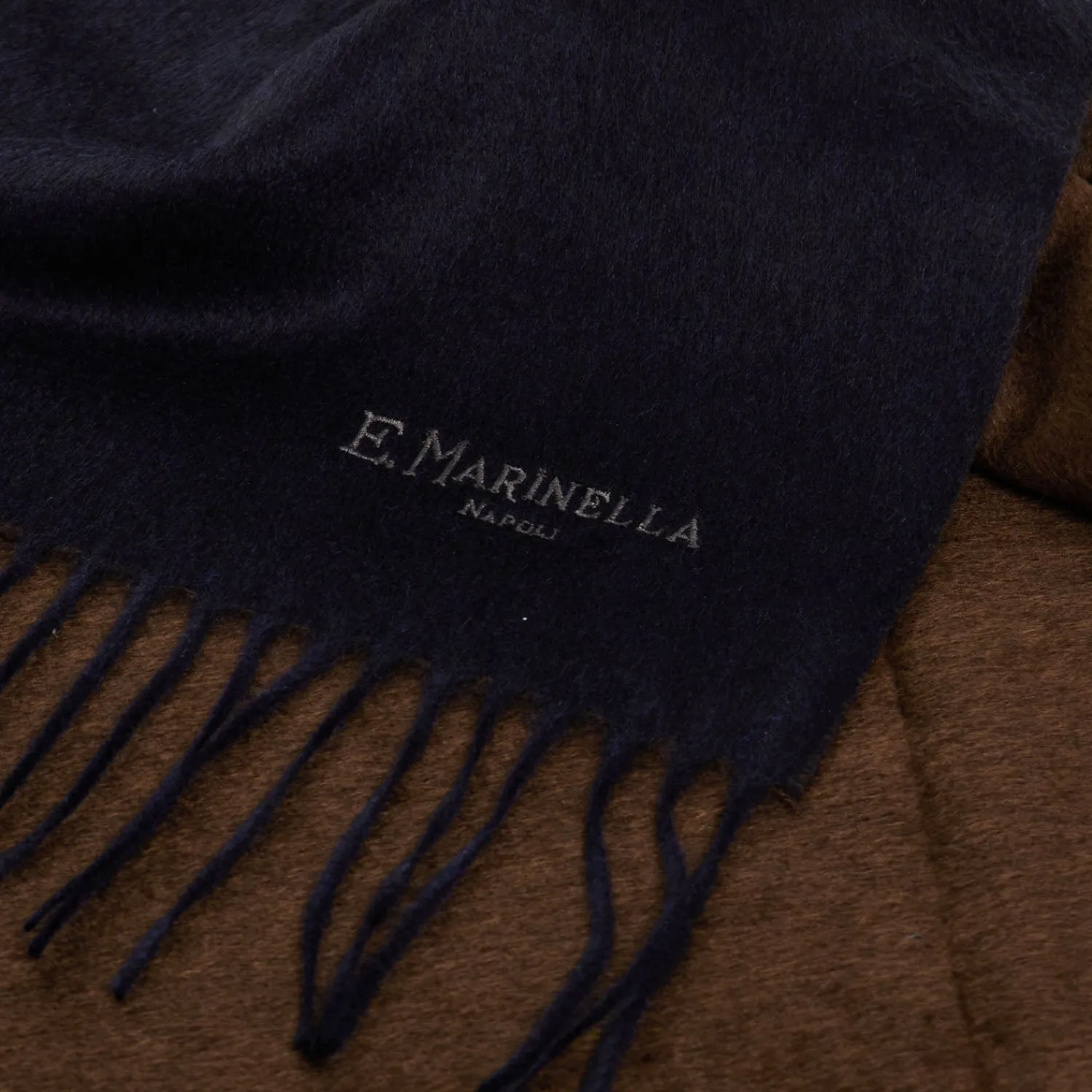 E.Marinella Sciarpe Invernali|Sciarpe Invernali|SCIARPA BICOLOR BLU E MARRONE SCURO IN SETA E CASHMERE Tinta unita